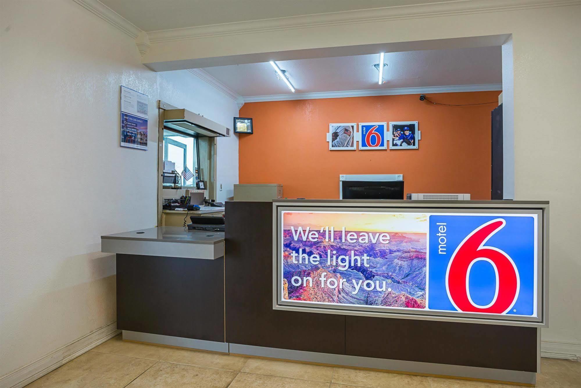 Motel 6-Brinkley, Ar Εξωτερικό φωτογραφία